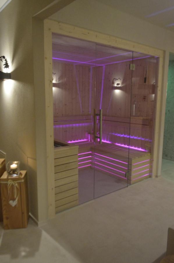 מדונה די קמפיליו Hotel Garni Sant'Antonio Con Spa מראה חיצוני תמונה